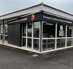 `photo de l'établissement de ${name}`