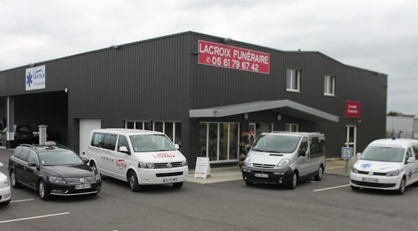 Photographie Pompes Funèbres Lacroix Funéraire de Villeneuve-de-Rivière