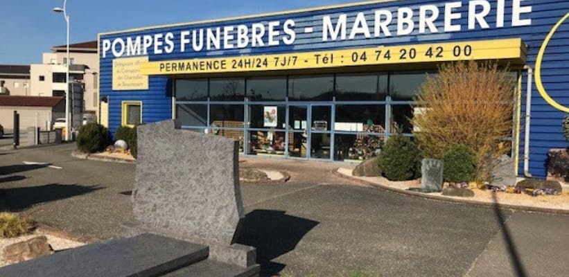 Photographie de Pompes Funèbres Alain Besset de Pont-Évêque