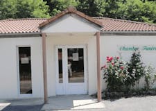 Devanture de Pompes Funèbres Rochedieu
