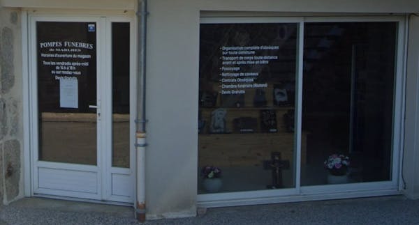 Photographie de la Pompes Funèbres Dolmazon de Marlhes