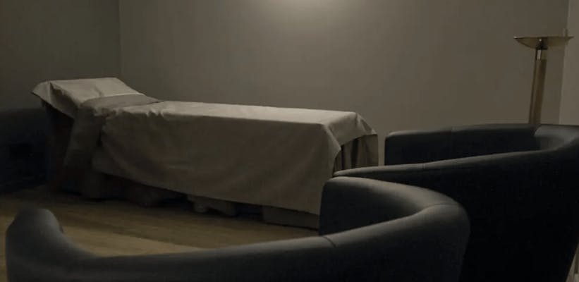 Photographie de la Chambre funéraire Roc-Eclerc Fery Frédéric