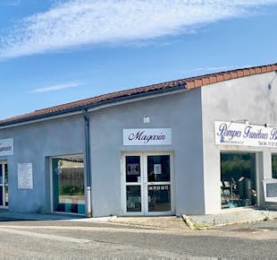`photo de l'établissement de ${name}`
