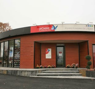 `photo de l'établissement de ${name}`