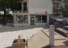Devanture de Pompes Funèbres Générales