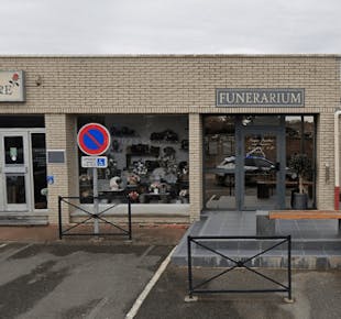 `photo de l'établissement de ${name}`
