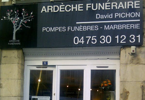 Photographie Pompes Funèbres Marbrerie Ardèche Funéraire de Privas