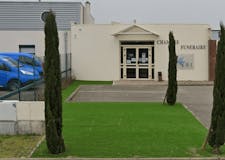 Devanture de Pompes Funèbres Viollet