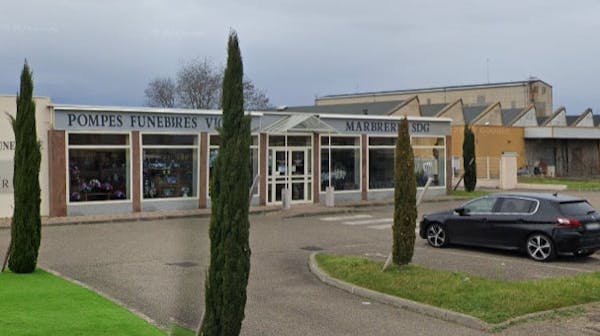 Photographie de la Pompes Funèbres Marbrerie Viollet de Décines-Charpieu