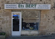 Devanture de Pompes Funèbres BERT