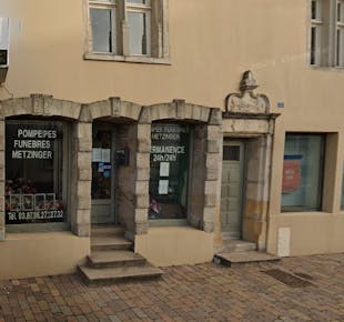 `photo de l'établissement de ${name}`