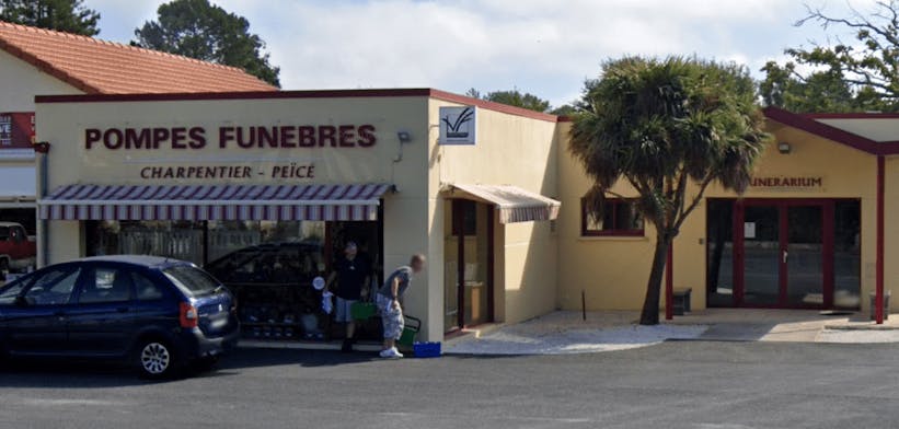 Photographie Pompes Funèbres Charpentier-Peice d'Arès