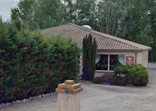 Devanture de Pompes Funèbres Roc-Eclerc