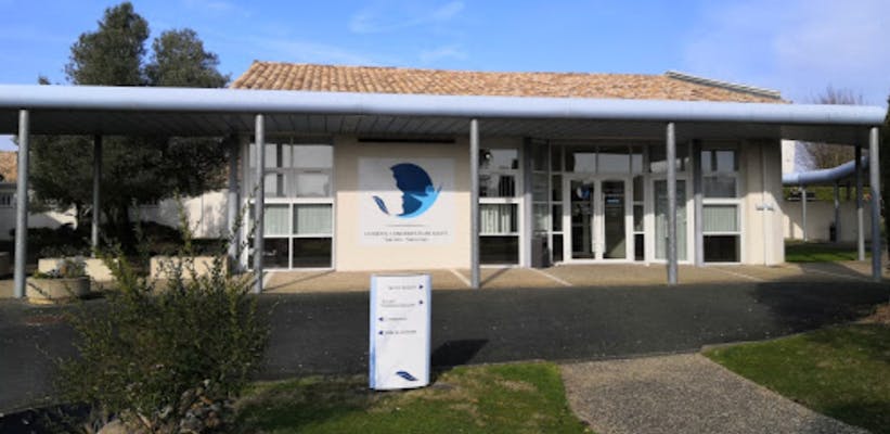 Photographie de la Pompes Funèbres Publiques de Saintes