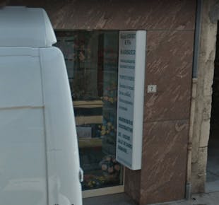 `photo de l'établissement de ${name}`