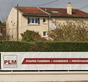 `photo de l'établissement de ${name}`