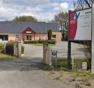 `photo de l'établissement de ${name}`