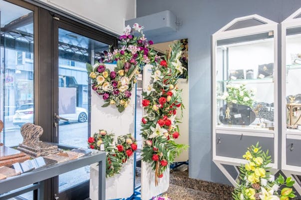 Photographie de la Pompes Funèbres de la Faïencerie de Sarreguemines
