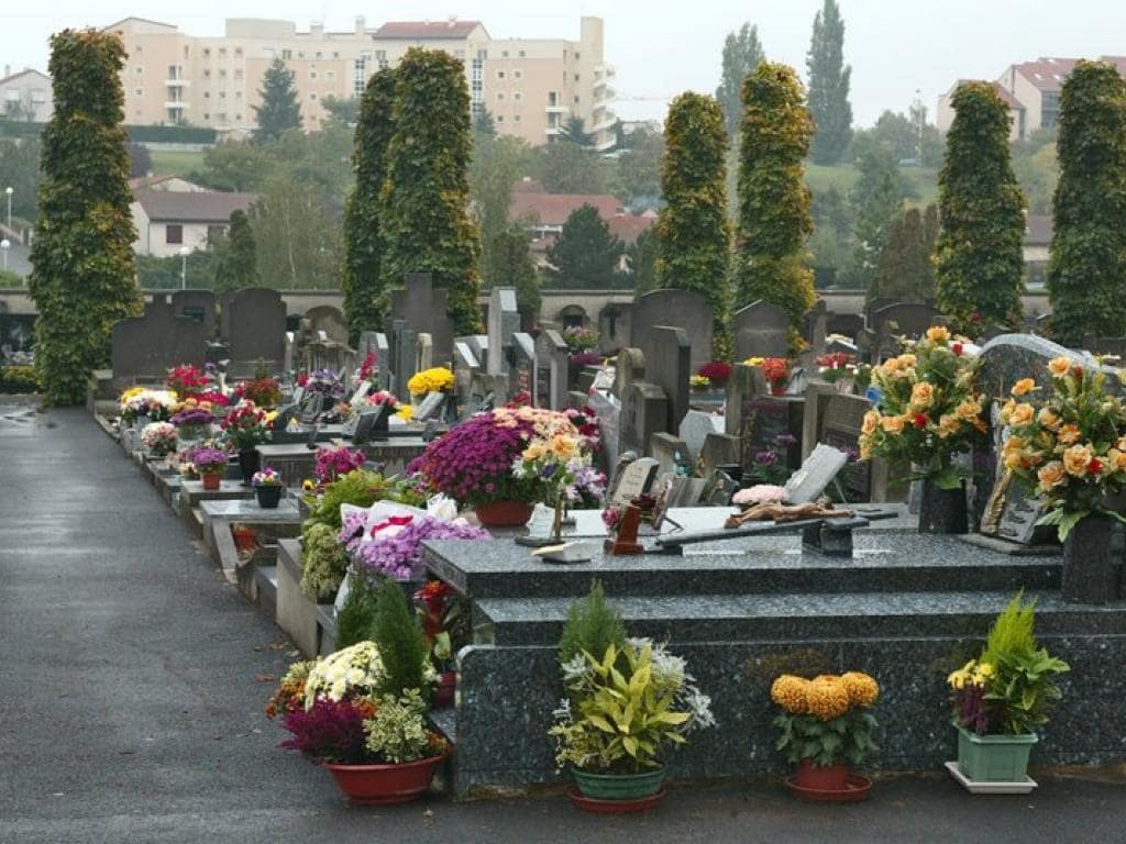Obsèques Et Pompes Funèbres De Clermont Ferrand 63 Avis
