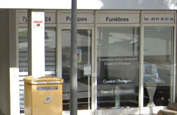 Photographie de la Pompes Funèbres de Saint-Arnaud de Francheville