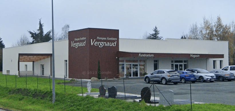 Photographie de la Pompes Funèbres Vergnaud de Scillé