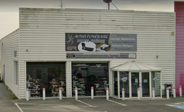 Photographie de la Pompes funèbres Aunis Funéraire de Surgères
