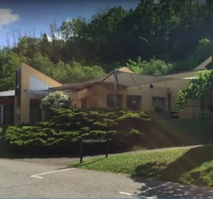 `photo de l'établissement de ${name}`