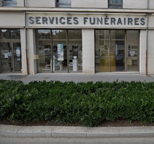 `photo de l'établissement de ${name}`