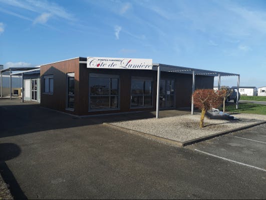 Photographie de Pompes Funèbres Côte de Lumière de L'Aiguillon-sur-Mer