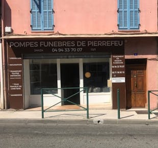 `photo de l'établissement de ${name}`