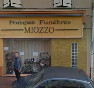 `photo de l'établissement de ${name}`