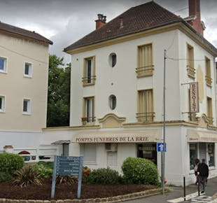 `photo de l'établissement de ${name}`