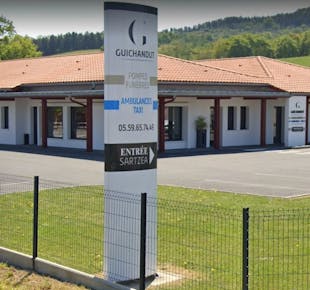 `photo de l'établissement de ${name}`