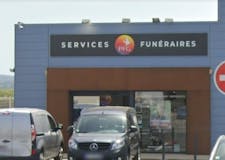 Devanture de Pompes Funèbres Générales