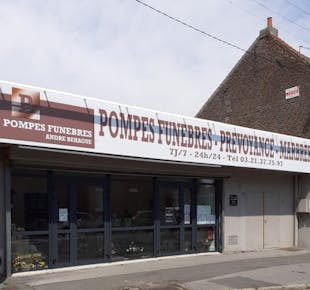 `photo de l'établissement de ${name}`