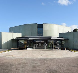 `photo de l'établissement de ${name}`