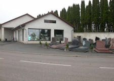 Devanture de Pompes Funèbres Hinger – Maire