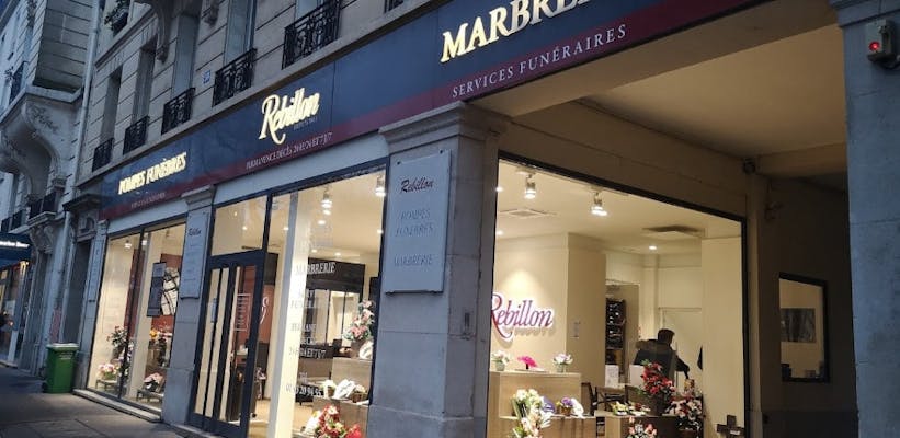 Photographie de Pompes Funèbres et Marbrerie Rebillon de Paris
