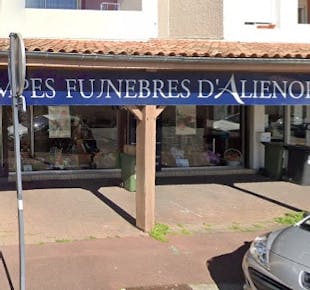 `photo de l'établissement de ${name}`