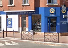 Devanture de Pompes Funèbres Roc-Eclerc