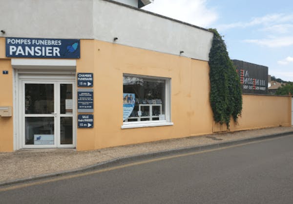 Photographie Pompes Funèbres PANSIER de Saint-Just-Saint-Rambert