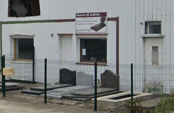 Photographie Marbrerie DEALMEIDA de Gouzeaucourt