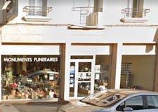 Devanture de Pompes Funèbres Tarnaises Chevallot