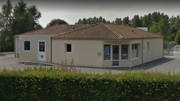 Photographie de Pompes Funèbres SAVARY-VENEAU du Châtaigneraie