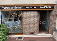 Devanture de Pompes Funèbres Terre et Ciel