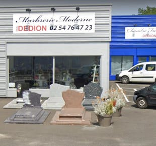 `photo de l'établissement de ${name}`