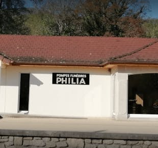 `photo de l'établissement de ${name}`