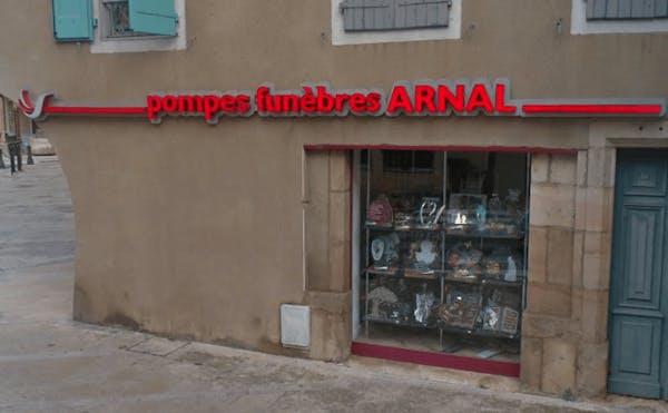 Photographie Pompes Funèbres Arnal de Millau