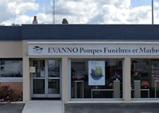 Devanture de Pompes Funèbres Marbrerie Evanno