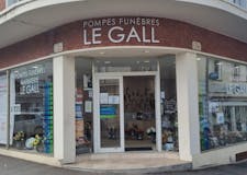 Devanture de Ailly Pompes Funèbres Le Gall